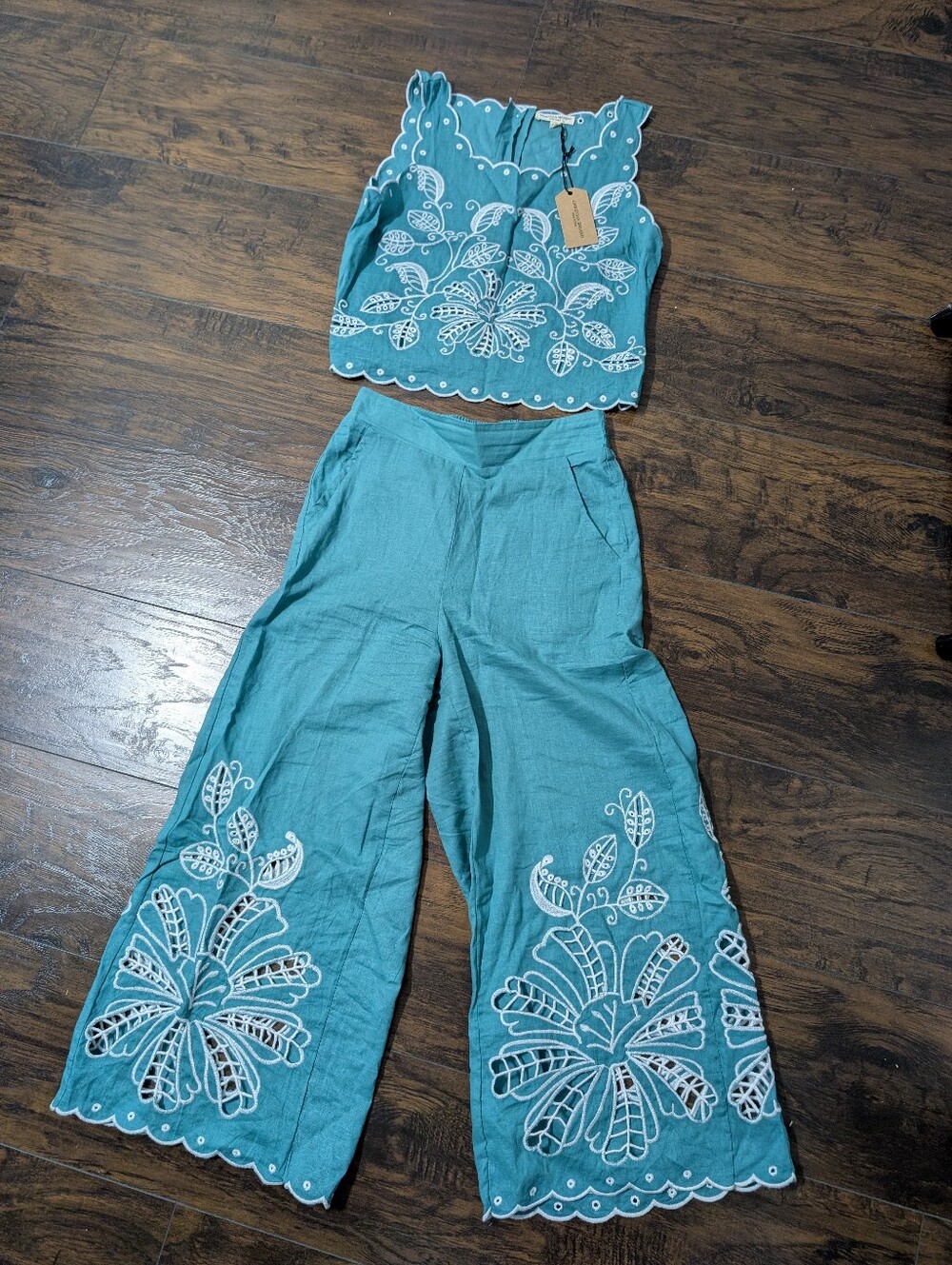 NWT Christian Siriano Teal Embroidered Coord Set